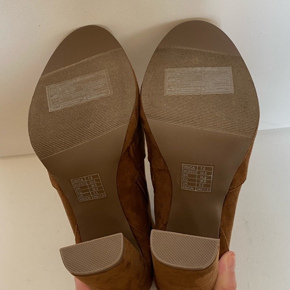 Suede cognac heel ankle fall women’s booties NWOT - Picture 6 of 10